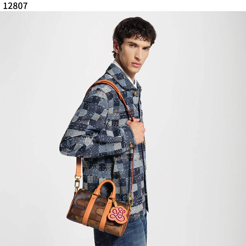 #루이비통 [Louis Vuitton] 키폴 반둘리에 25 신상입고💢 #가방 #12807