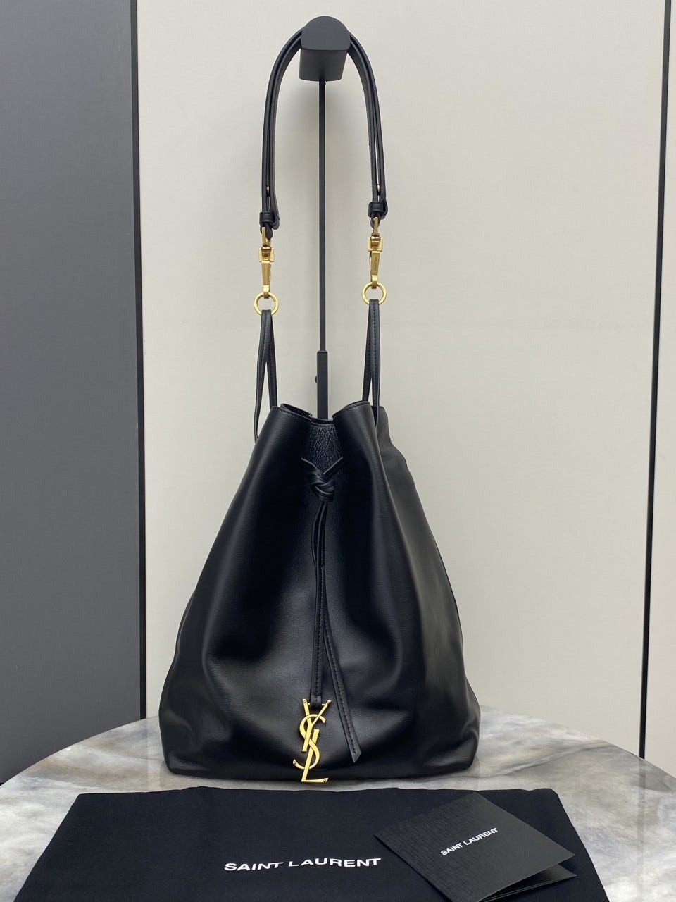 25SS 생** 804302 램스킨 PARIS VII 포숑백 (최상위버전) 입고