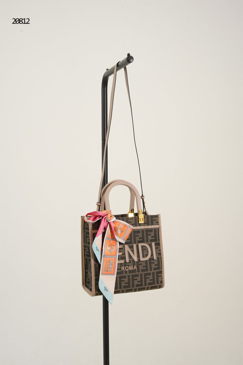 🔆 [FENDI] 펜디 선샤인 스몰 백 🔆