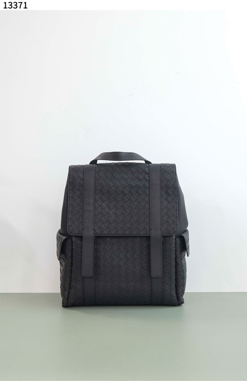 #보테가베네타 [BOTTEGA VENETA] 남성 백 투 스쿨 백팩 신상입고💢 #가방 #13371