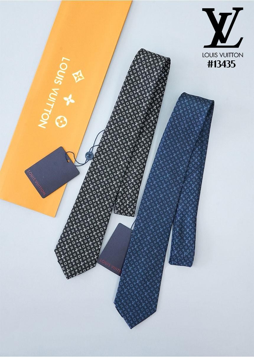 🍀 [Louis Vuitton] 루이비통 모노그램 클래식 넥타이🍀