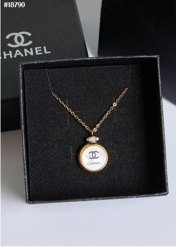 🔆 [CHANEL] 샤넬 CC 화이트 펄 펜던트 써클 네크리스 🔆