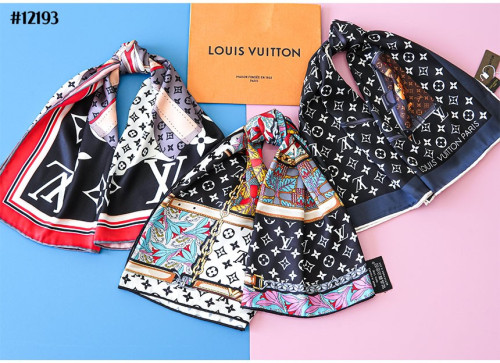 🍀 [LOUIS VUITTON] 루이비통 체인 벨트 백 모노그램 실크 스퀘어 스카프 🍀