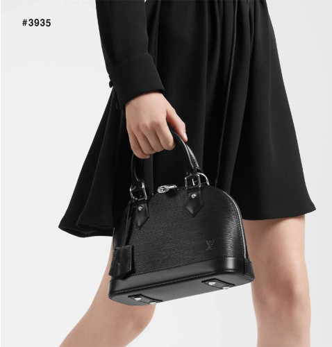 🍀 [LOUIS VUITTON] 루이비통 알마BB 에삐 탑핸들 숄더백 🍀