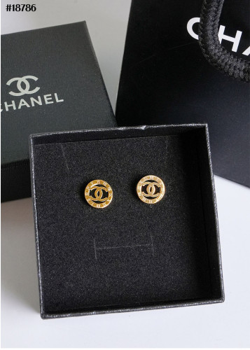 🔆 [CHANEL] 샤넬 CC 넘버링 미니 써클 이어링 🔆