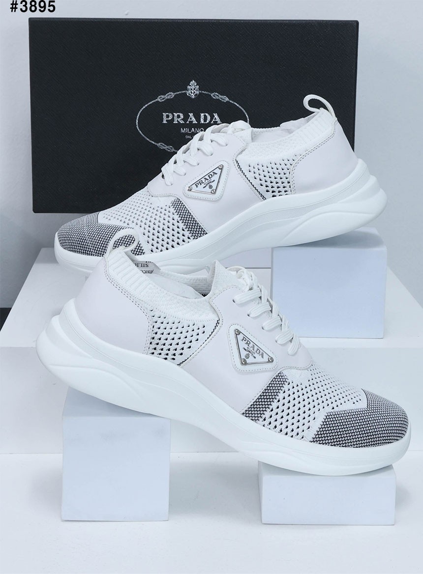 🍀 [PRADA] 프라다 화이트 컬러 테크니컬 패브릭 스니커즈 🍀