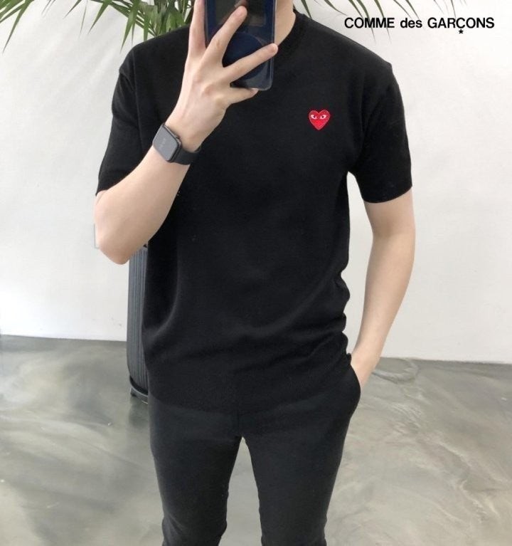 💕 꼼* 플레이 브이넥 반팔니트