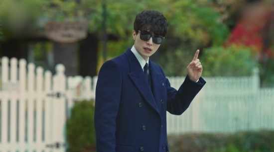 ● 썬글라스 디디디 ●