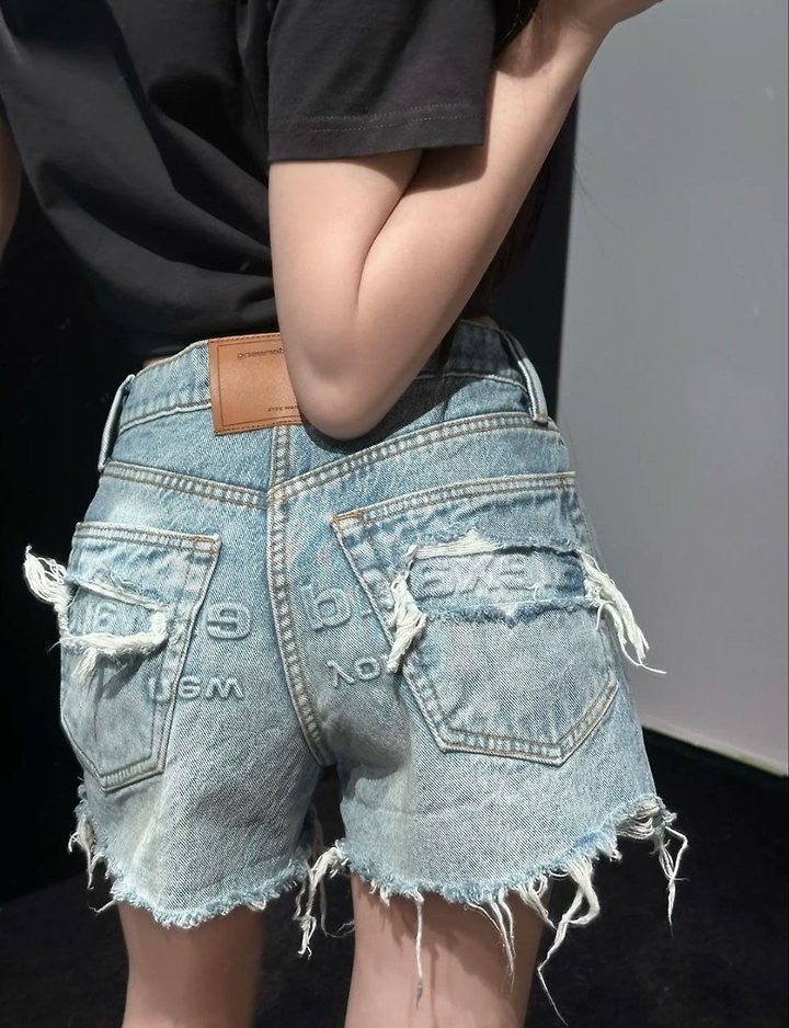 💕 알렉산* 왕 엠보 로고 숏 데님팬츠 - 수입