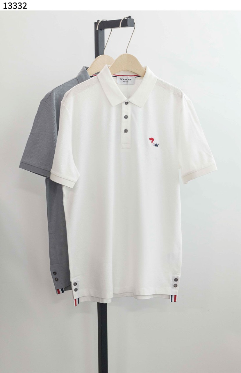 #톰브라운 [Thom Browne] 도그패치 로고 카라티셔츠 신상입고💢 #상의 #티셔츠 #13332