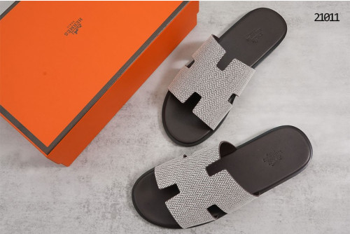 🔆 [HERMES] 에르메스 이즈미르 샌들 쉐브론 & 누아 블랑 🔆