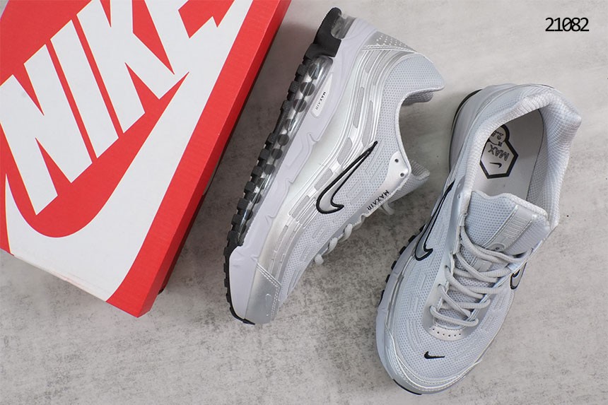 🔆 [NIKE] 나이키 에어 맥스 TL2.5 스니커즈 🔆