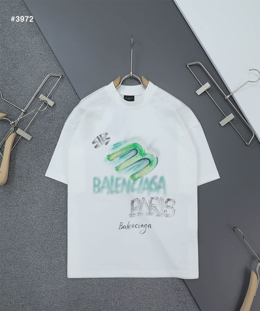 🍀 [BALENCIAGA] 발렌시아가 BB 빈티지 페인팅로고 오버핏 반팔 티셔츠 🍀