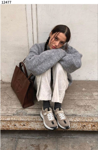 💕 에*** 수입프리미엄급 Loop sneaker