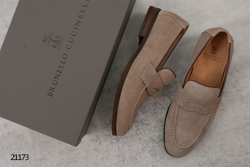 🔆 [BRUNELLO CUCINELLI] 브루넬로 쿠치넬리 스웨이드 소프트 페니 로퍼 버프 🔆
