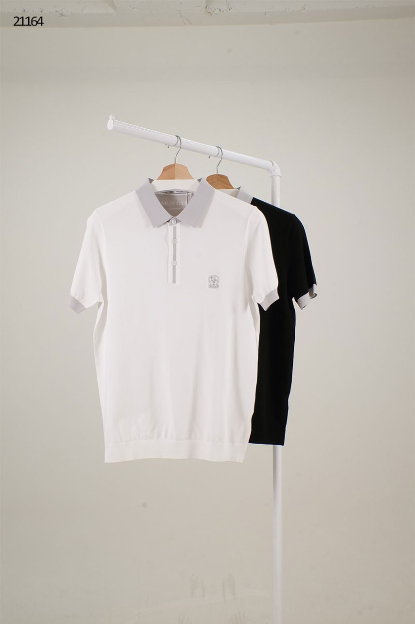 🔆 [BRUNELLO CUCINELLI] 브루넬로 쿠치넬리 그레이 포인트 컬러 자수 카라 반팔 티셔츠 🔆