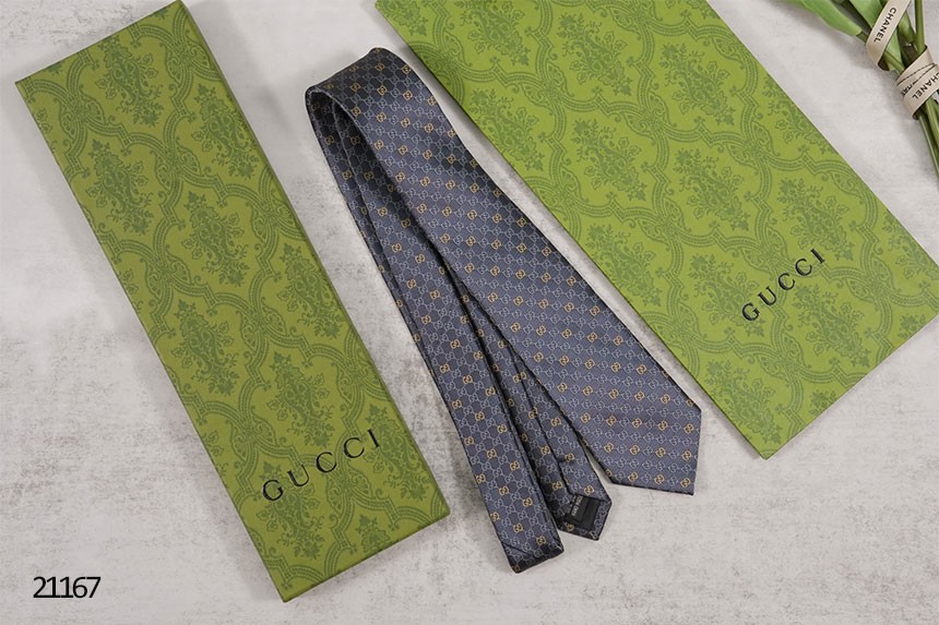 🔆 [GUCCI] 구찌 25FW GG 자카드 투톤 실크 타이 🔆