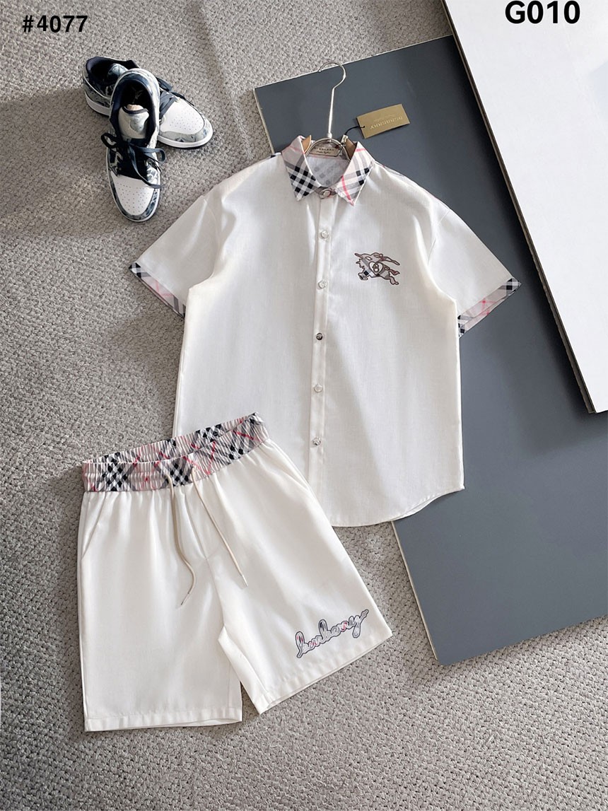 🍀 [BURBERRY] 버버리 체크 기마로고 린넨 셔츠 & 반바지 세트 🍀