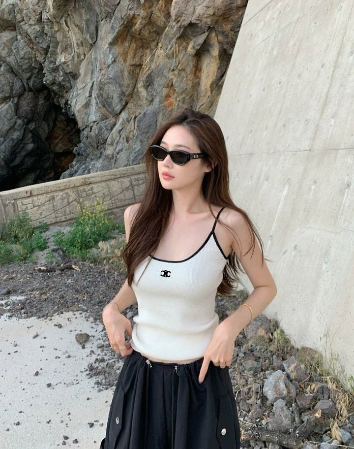 💕 셀** 라인 배색 니트나시