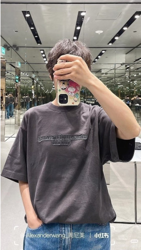💕 알***왕 자수로고 패치 티셔츠