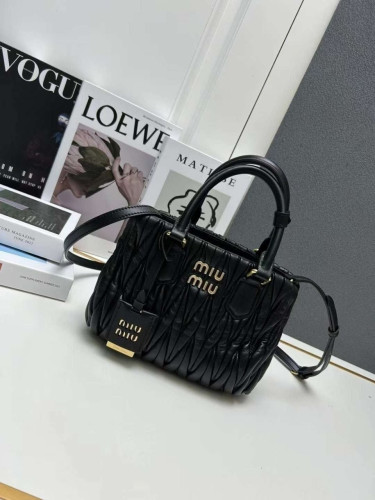 💕 미*** 마테라쎄 나파 핸드백