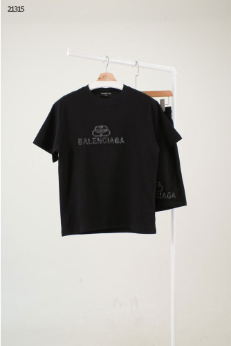 🔆 [BALENCIAGA] 발렌시아가 러버 레터링 디자인 프린팅 반팔 티셔츠 & 러버 레터링 디자인 프린팅 반바지 트레이닝 셋업 🔆